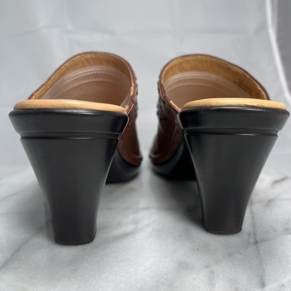Sofft Mules Women's Laina Mocha Leather Studded Clogs Shoes Size 8M - Picture 6 of 15